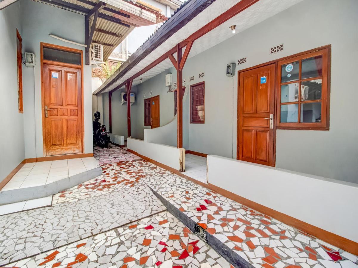 Oyo 3750 Elder Guest House Bandung Dış mekan fotoğraf